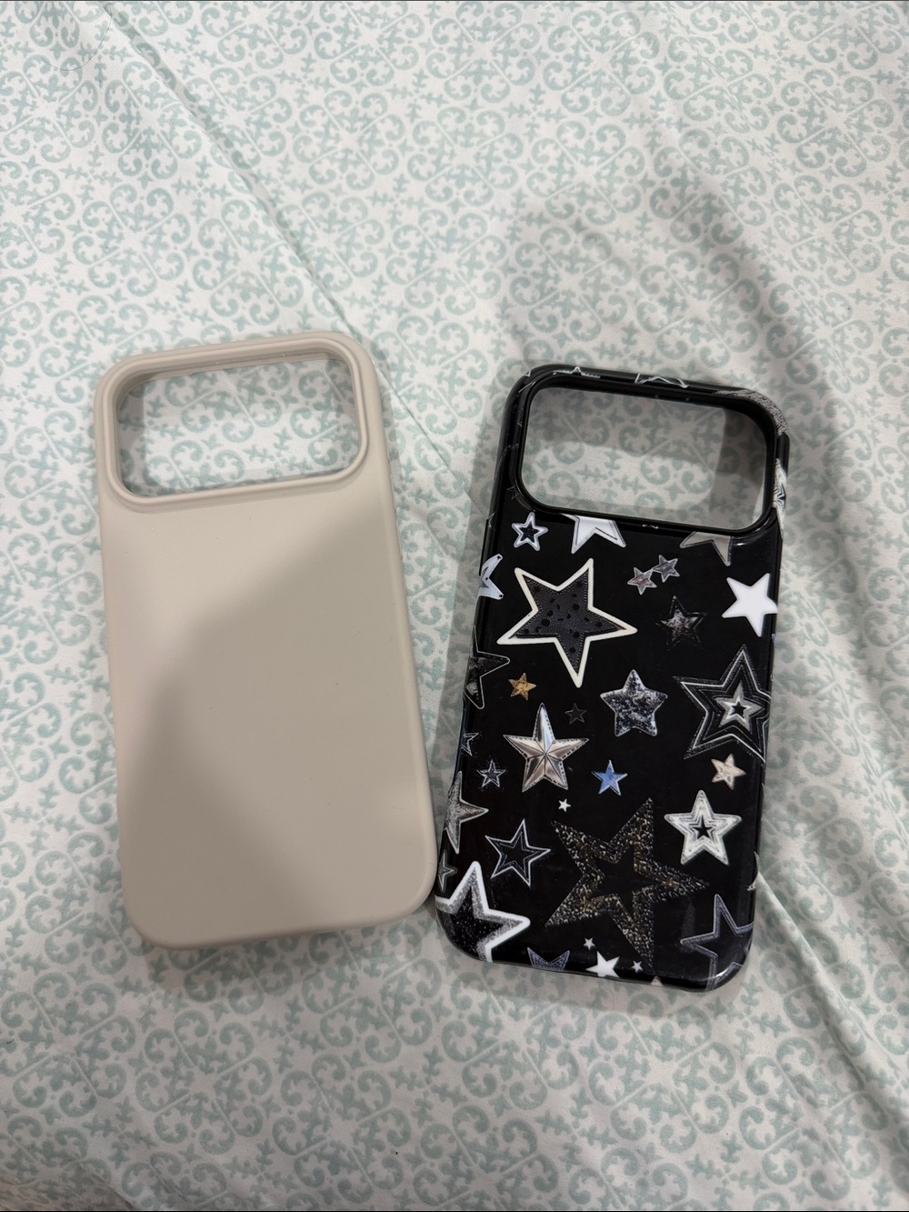 Beige and Black Star Pattern Phone Case Set